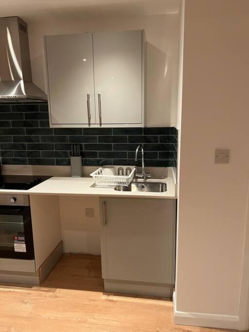 010- Lovely One Bedroom In Ealing F6 Esterno foto